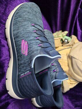 Sketcher Summits Dazzling Haze in Navy/Purple Size 11 Wide
